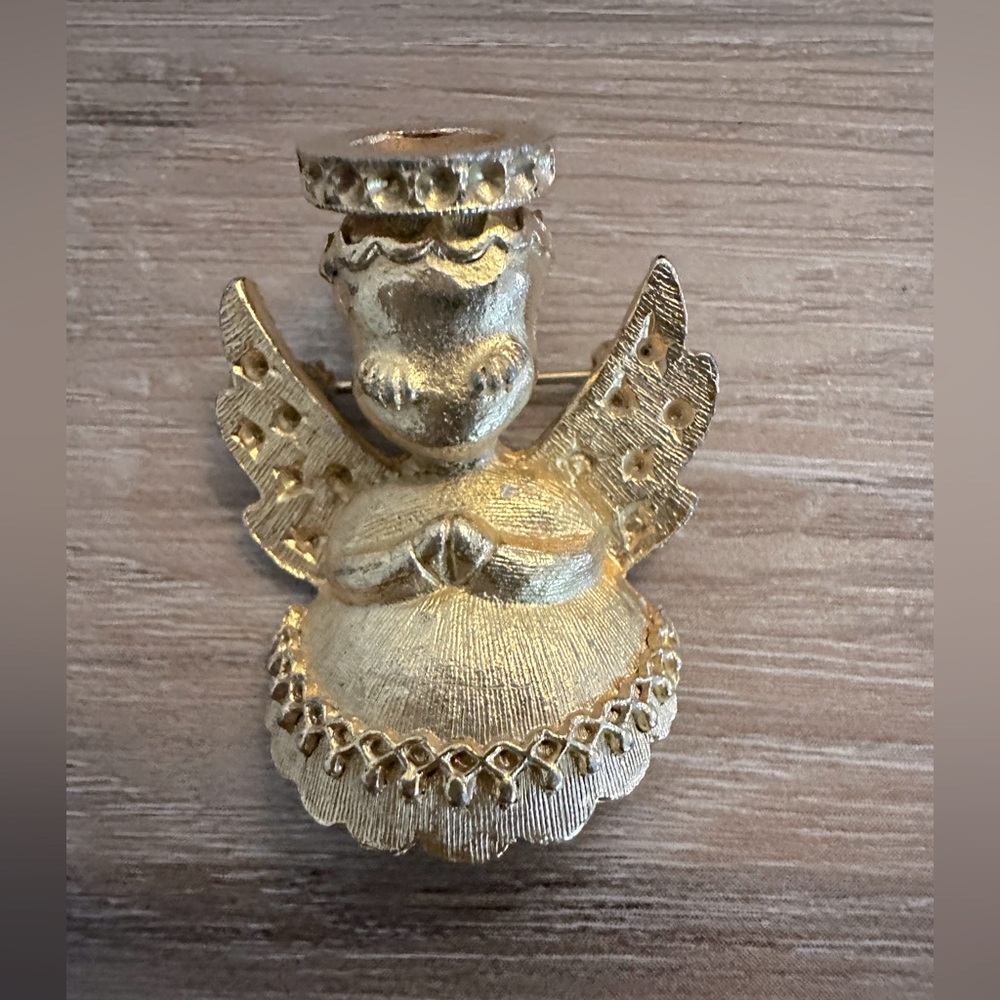 Vintage Dodds Angel Btooch signed